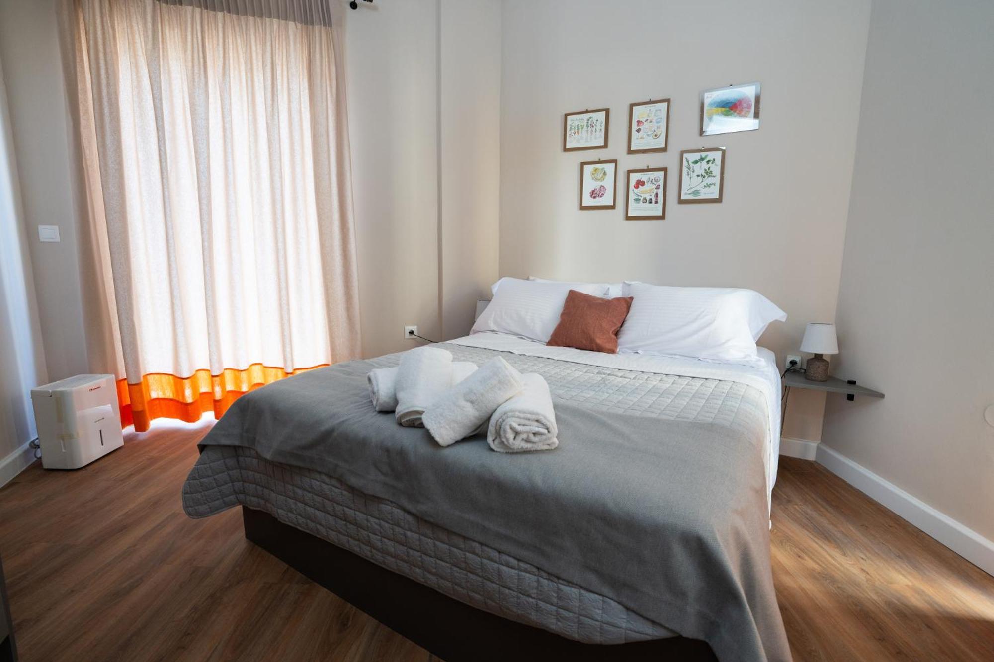 Nyx Guesthouse Tripoli Bagian luar foto