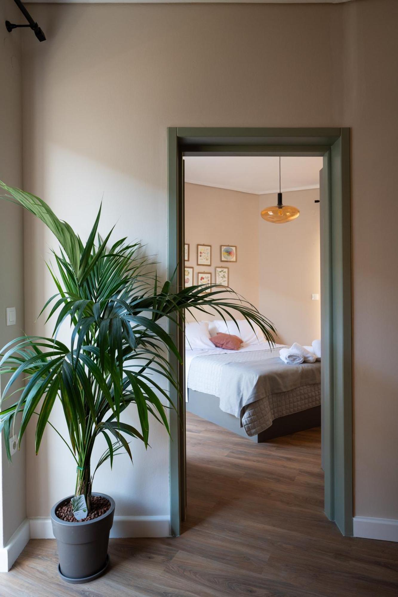 Nyx Guesthouse Tripoli Bagian luar foto
